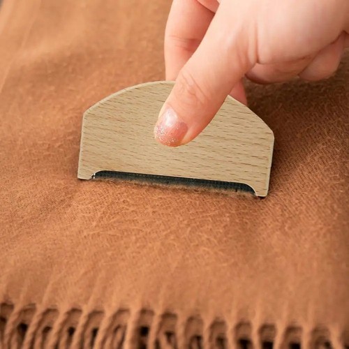 Cashmere comb sweater shaver - cashmere,